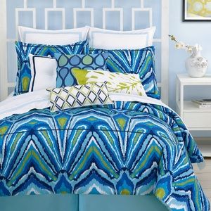 Trina Turk comforter set & TT matching cushions